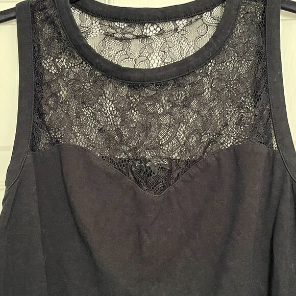 Express Sleeveless Top With Lace - Picture 2 of 5